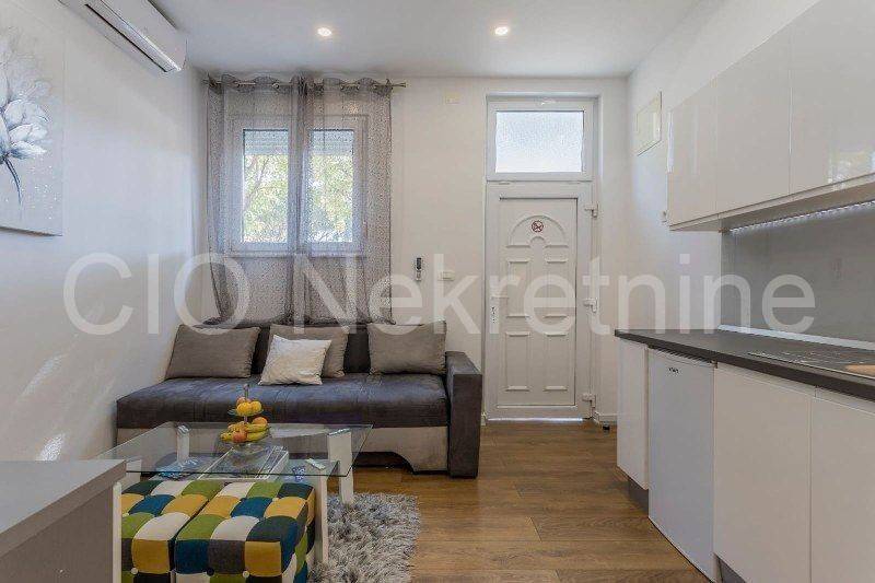 Studio apartment, Rent, Split, Split