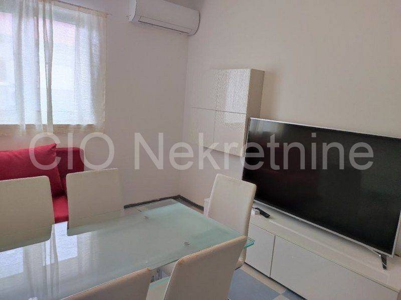 Flat in a building, Rent, Klis, Dugobabe