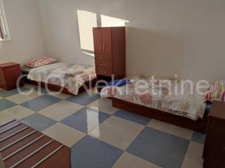 Flat in a building, Rent, Klis, Dugobabe