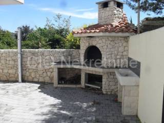 House with apartments, Sale, Marina, Sevid