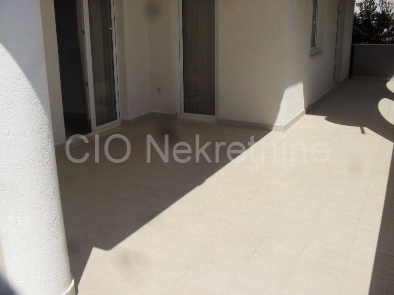House with apartments, Sale, Marina, Sevid