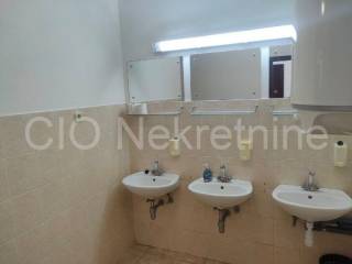Flat in a building, Rent, Klis, Dugobabe