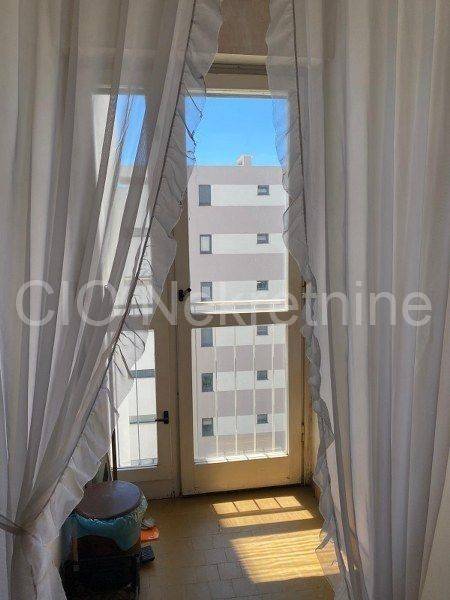 Flat in a building, Sale, Split, Split