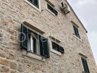 House with apartments, Sale, Bol, Bol