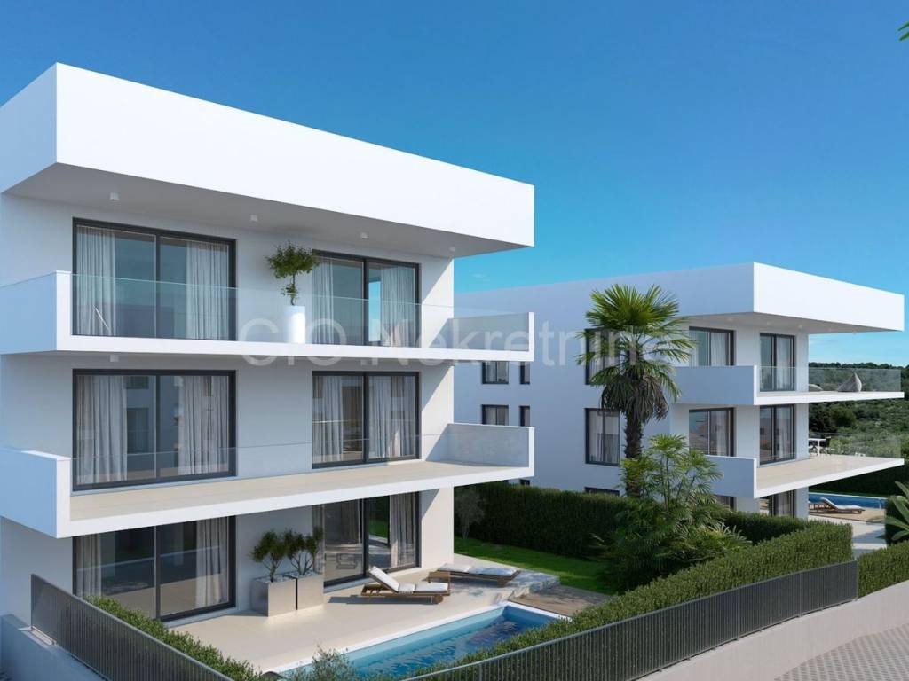 Flat in a new building, Sale, Okrug, Okrug Gornji