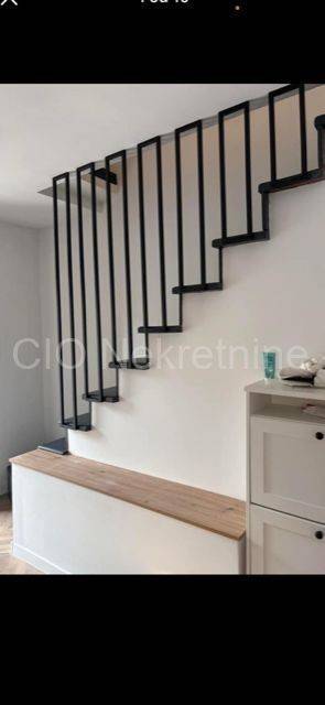 Flat in a house, Rent, Solin, Sveti Kajo