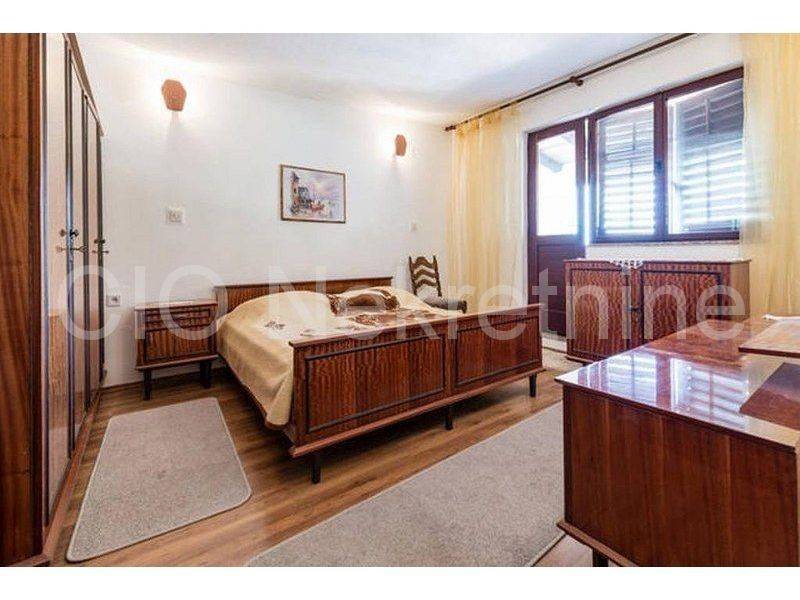 Detached house, Sale, Šolta, Donje Selo