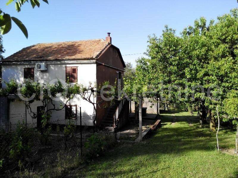 Family house, Sale, Trilj, Košute