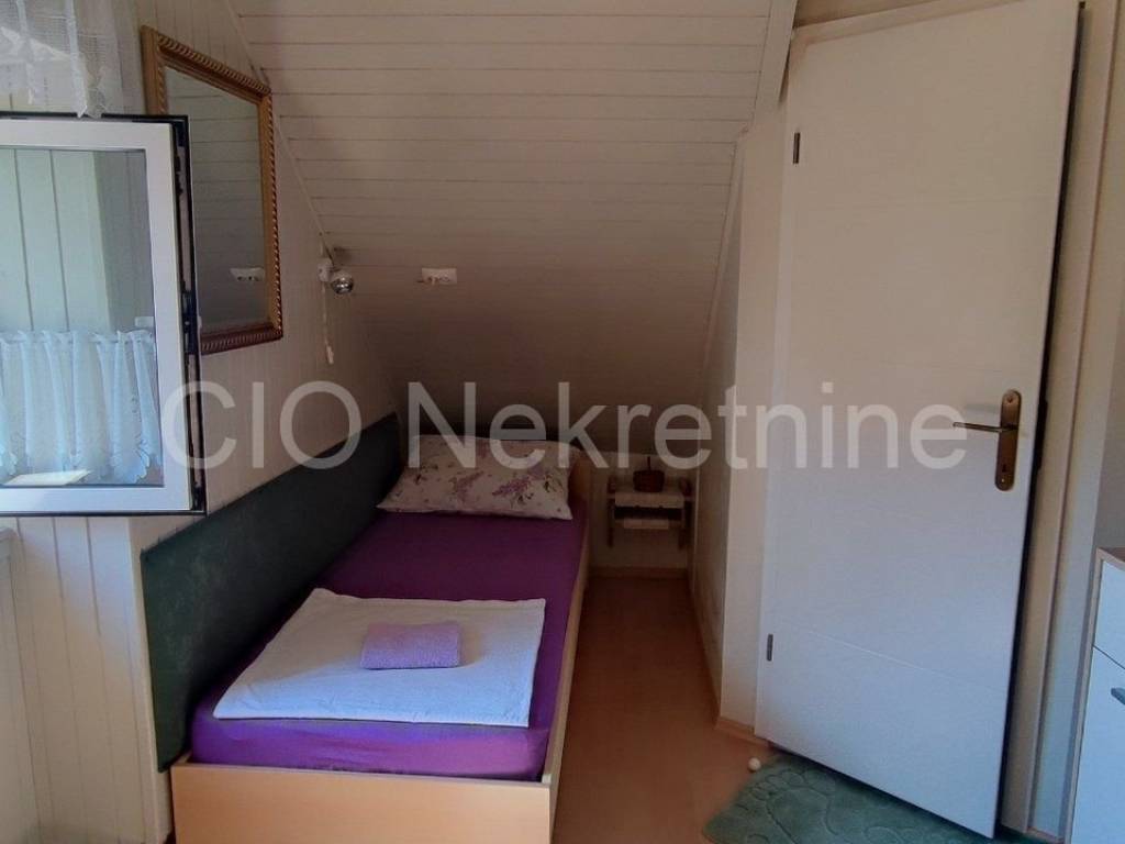Flat in a house, Sale, Split, Split