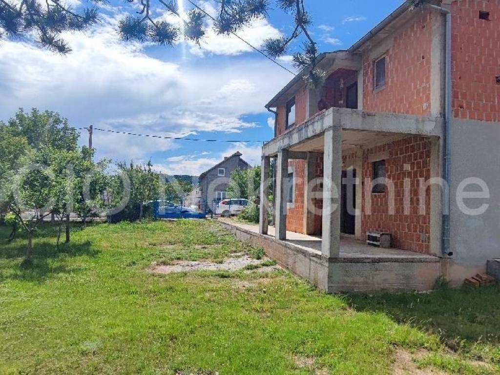 Detached house, Sale, Knin, Golubić