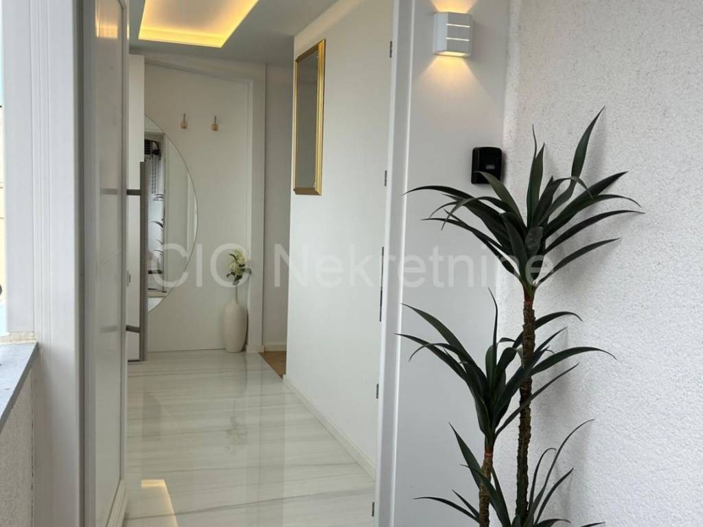 Flat in a building, Sale, Split, Split