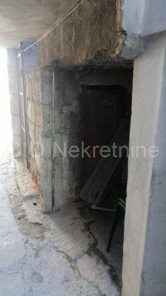 Stone house, Sale, Kaštela, Kaštel Lukšić