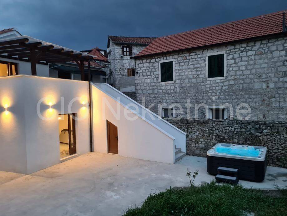 Semi-detached house, Sale, Jelsa, Jelsa