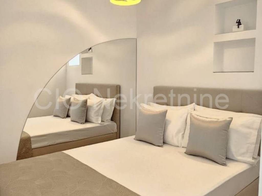 Flat in a building, Sale, Split, Split