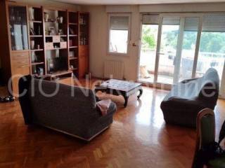 Flat in a building, Sale, Split, Split