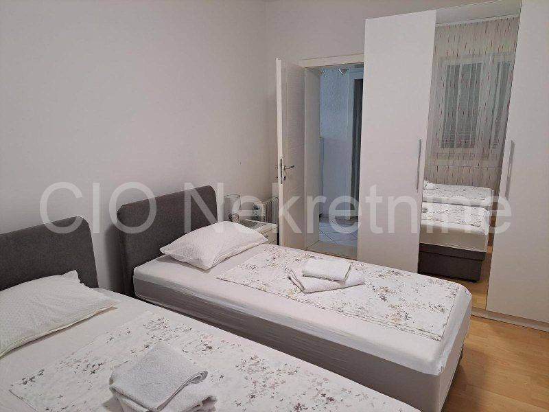 Flat in a house, Sale, Split, Split