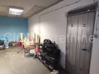 Flat in a building, Sale, Split, Split