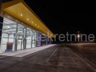 Hall, Rent, Trogir, Trogir