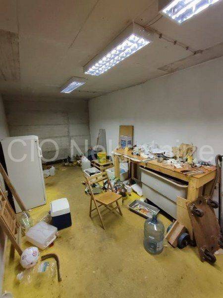 Flat in a building, Sale, Split, Split