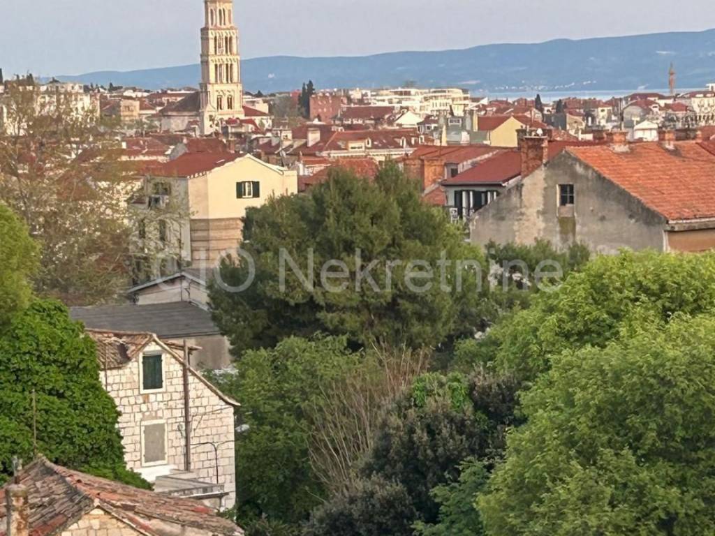 Flat in a building, Sale, Split, Split