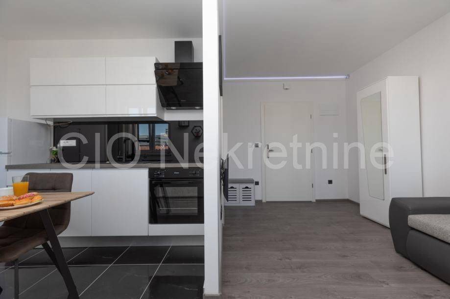 Flat in a building, Sale, Split, Split