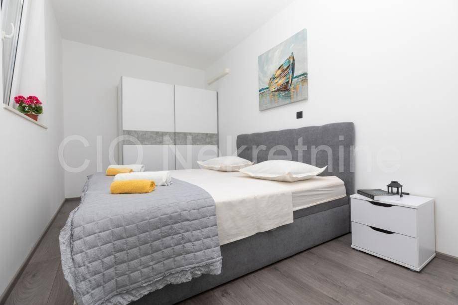 Flat in a building, Sale, Split, Split