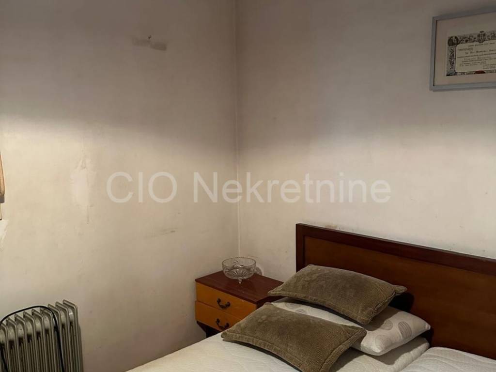 Flat in a building, Sale, Split, Split
