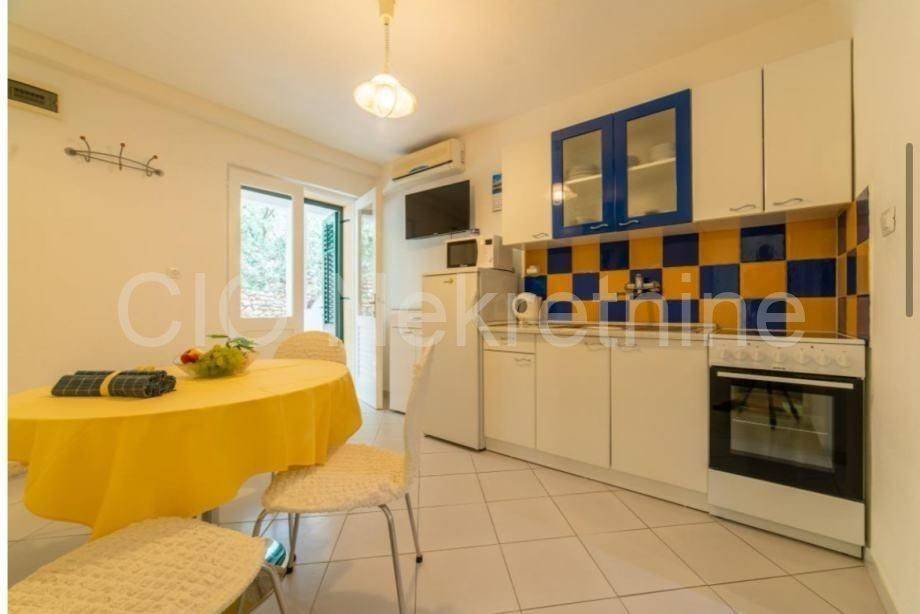 Apartmant house, Sale, Bol, Bol