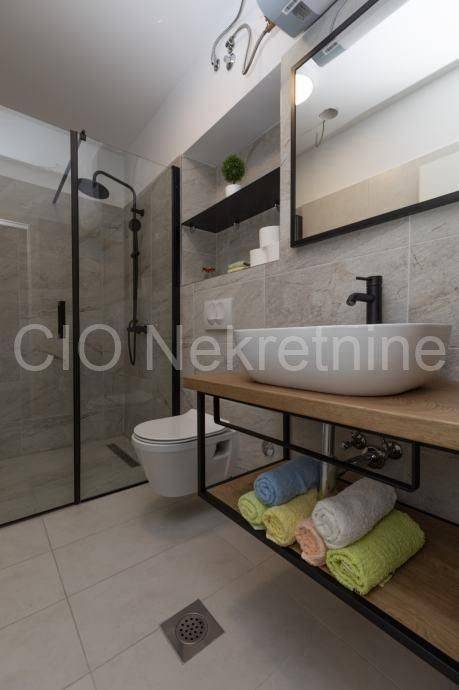 Flat in a building, Sale, Split, Split