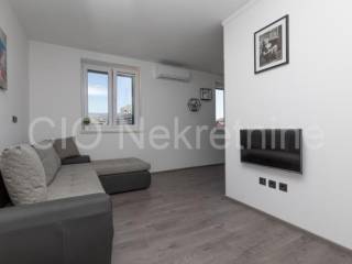 Flat in a building, Sale, Split, Split