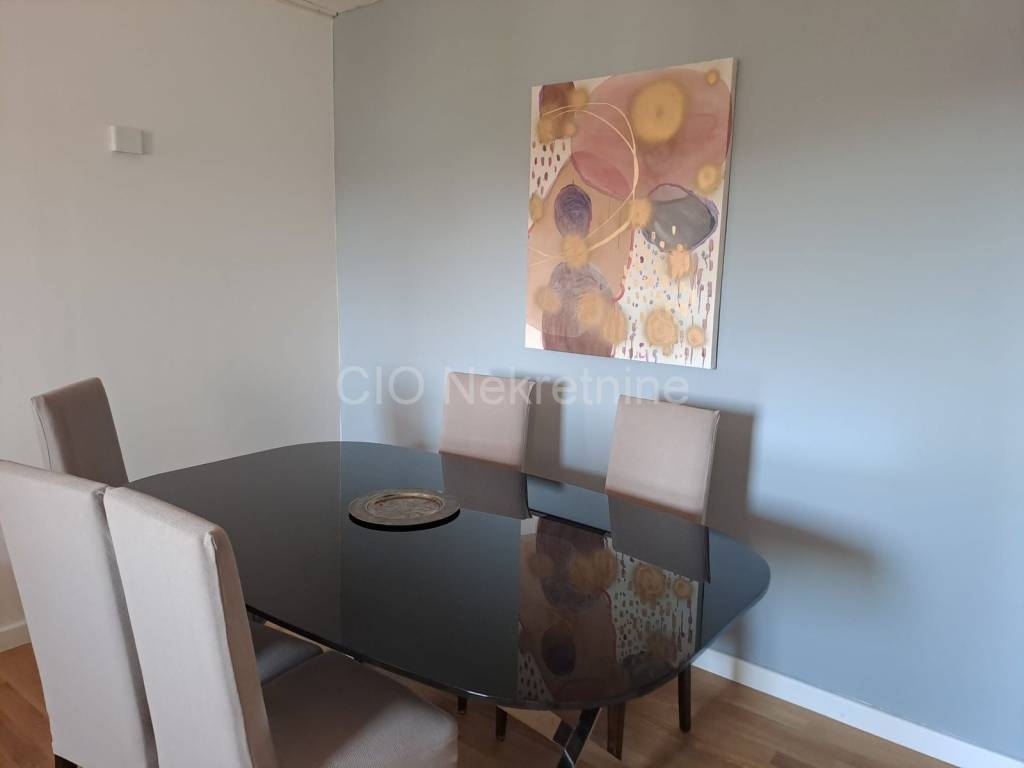 Flat in a building, Rent, Split, Split