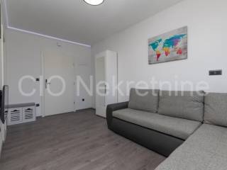 Flat in a building, Sale, Split, Split