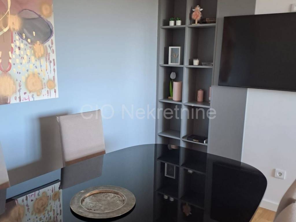 Flat in a building, Rent, Split, Split