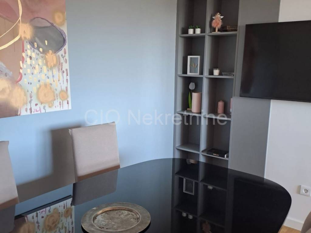 Flat in a building, Rent, Split, Split