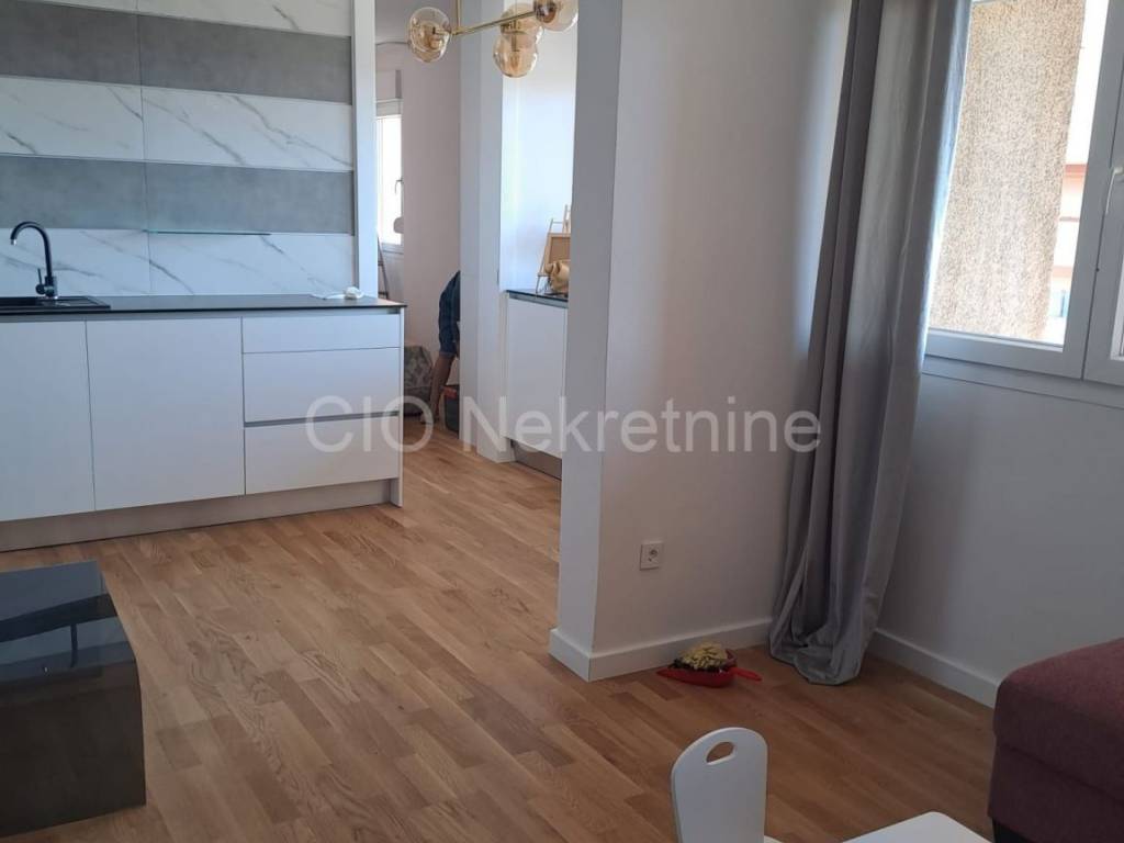Flat in a building, Rent, Split, Split