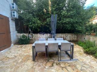 Stone house, Sale, Sutivan, Sutivan