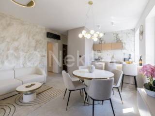 Flat in a building, Rent, Split, Split
