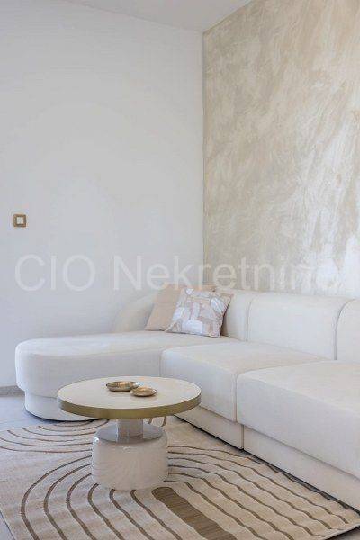 Flat in a building, Rent, Split, Split