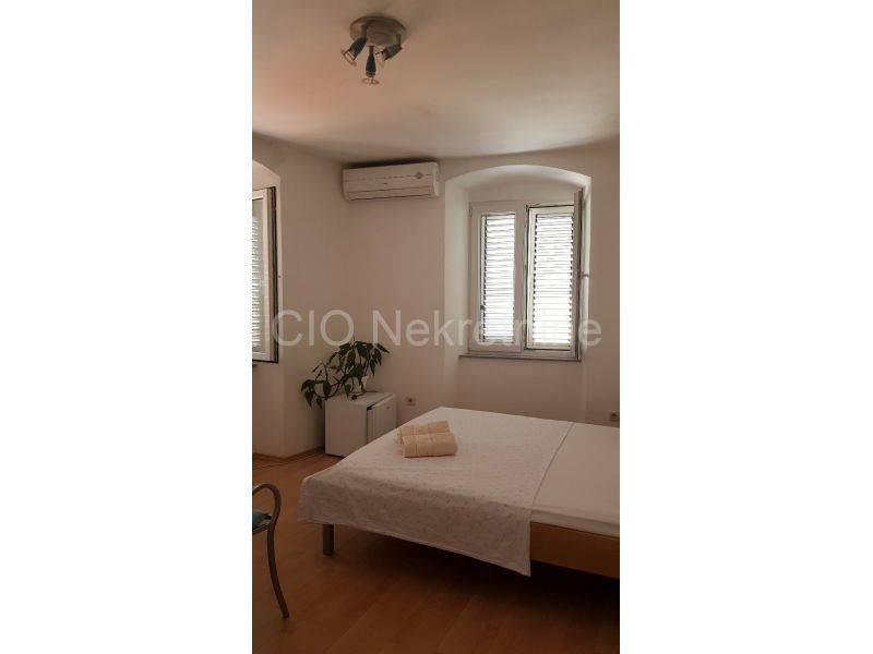 Split-level flat, Sale, Split, Split