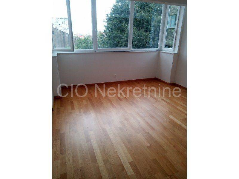 Office, Lease, Split, Split
