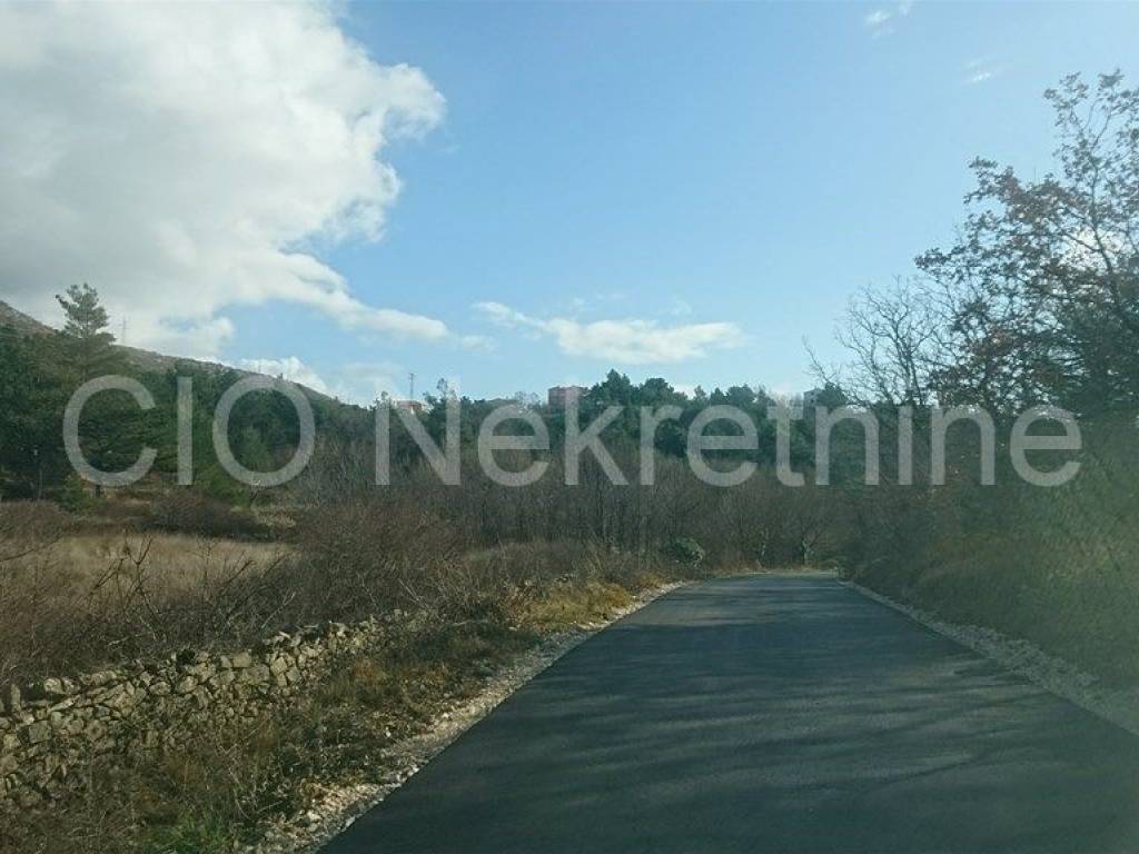 Plot for construction of mixed-use property, Sale, Omiš, Tugare