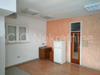 , Lease, Split, Split