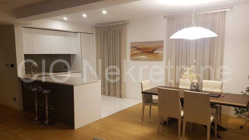 Flat in a new building, Rent, Split, Split