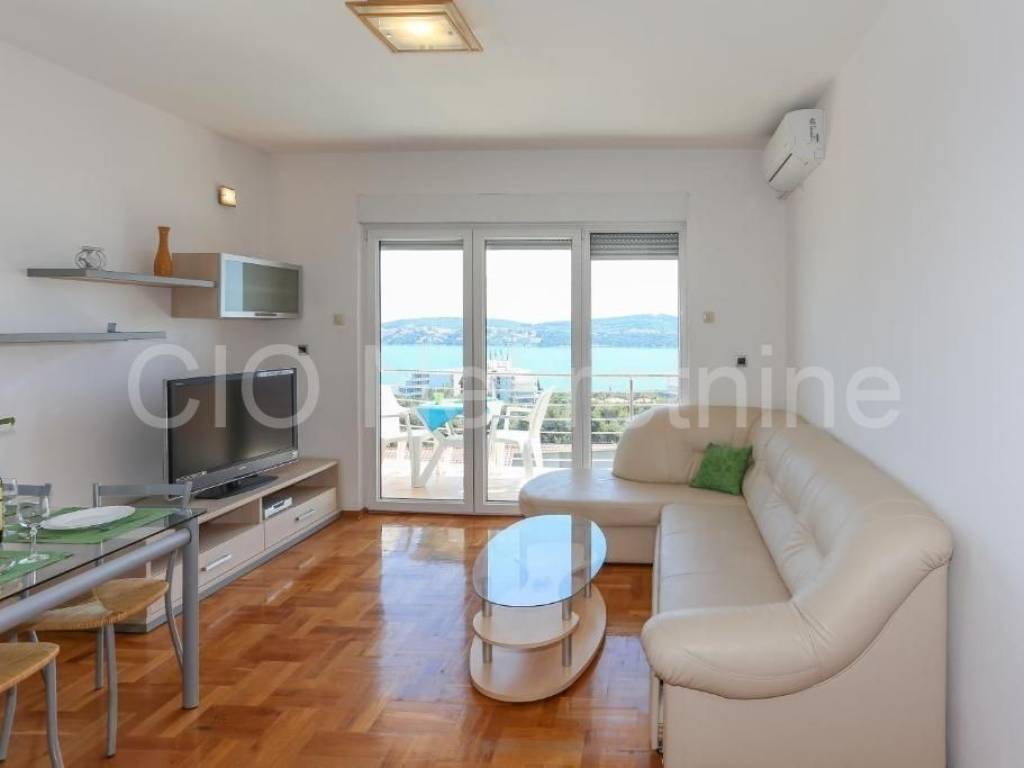 Flat in a building, Sale, Seget, Seget Donji