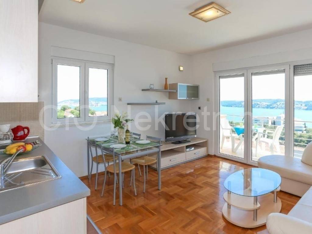 Flat in a building, Sale, Seget, Seget Donji