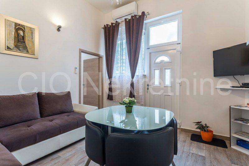 Flat in a building, Rent, Split, Split