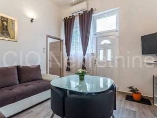 Flat in a building, Rent, Split, Split