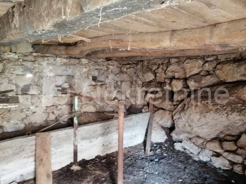 Residential-commercial property, Sale, Klis, Dugobabe