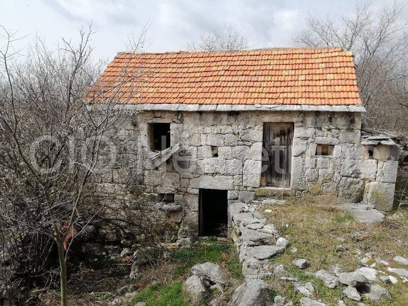Residential-commercial property, Sale, Klis, Dugobabe