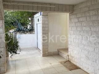 House with apartments, Sale, Trogir - Okolica, Mastrinka